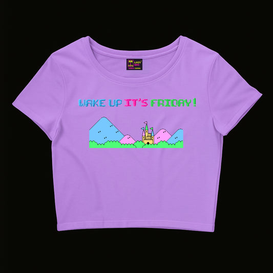 Nakışlı & Baskılı Lila Crop Tişört “Wake Up, It’s Friday”