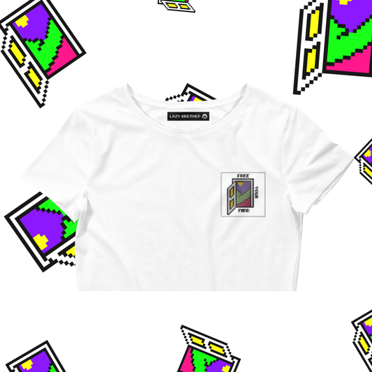 Nakışlı Beyaz Oversize Kesim Crop Tişört "Free Your Mind"